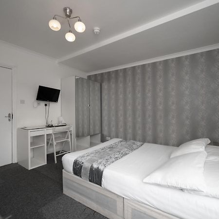 Flexistay Tulsi Aparthotel Croydon Exterior photo