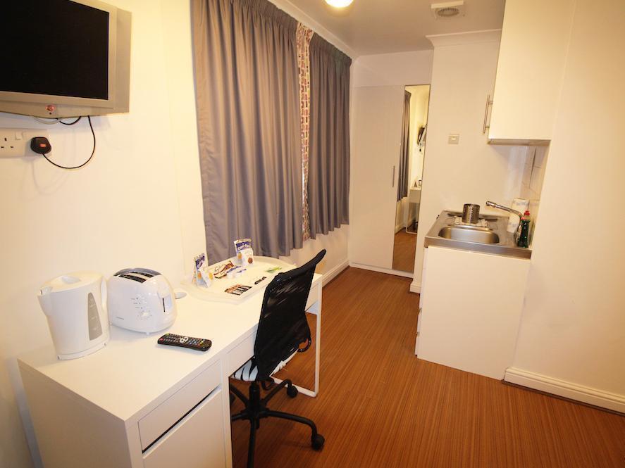 Flexistay Tulsi Aparthotel Croydon Exterior photo