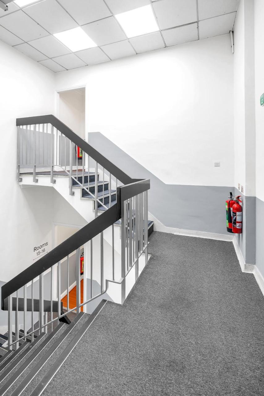 Flexistay Tulsi Aparthotel Croydon Exterior photo